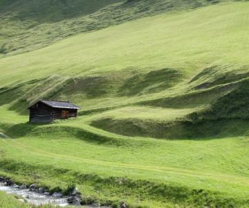 Maranza, Alto Adige, trekking biblico 2018, parrocchia dell'invisibile, luca buccheri, monica rovatti