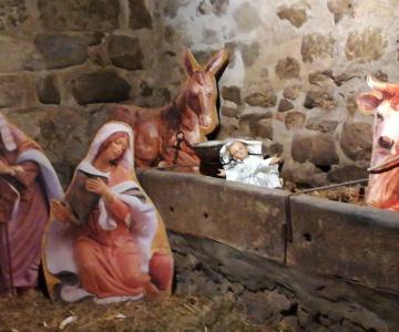 Natale, Terzelli, Parrocchia dell'Invisibile, stalla, Grotta di Betlemme, Messa della notte, Luca Buccheri