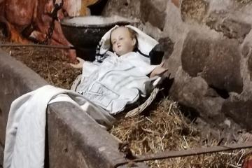 Natale, Terzelli, Parrocchia dell'Invisibile, stalla, Grotta di Betlemme, Messe natalizie, Luca Buccheri